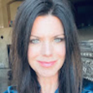 Meet your Posher, Stacy